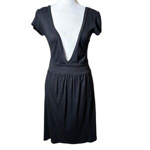 Sharon Segal Dress Size Medium Black V Neck Short Sleeve Ruched Waist